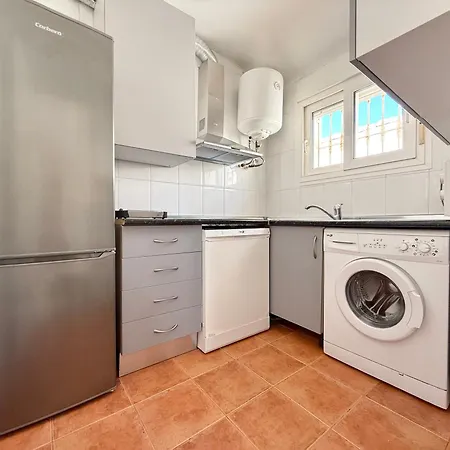 Olivos Ii & Pool Lägenhet Fuengirola