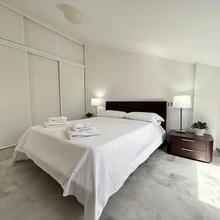 Olivos Ii & Pool Appartement *