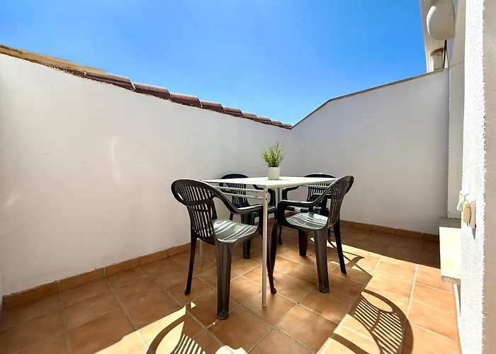 Olivos Ii Beach&pool Apartamento *